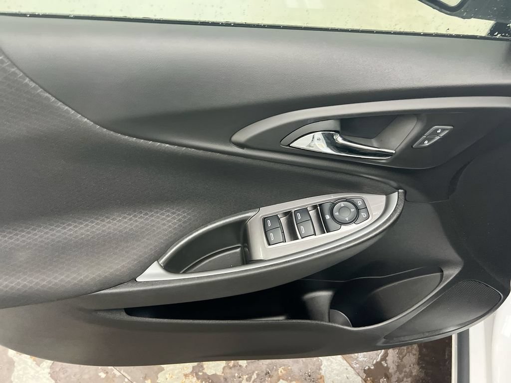 Used 2024 Chevrolet Malibu RS FWD image 20