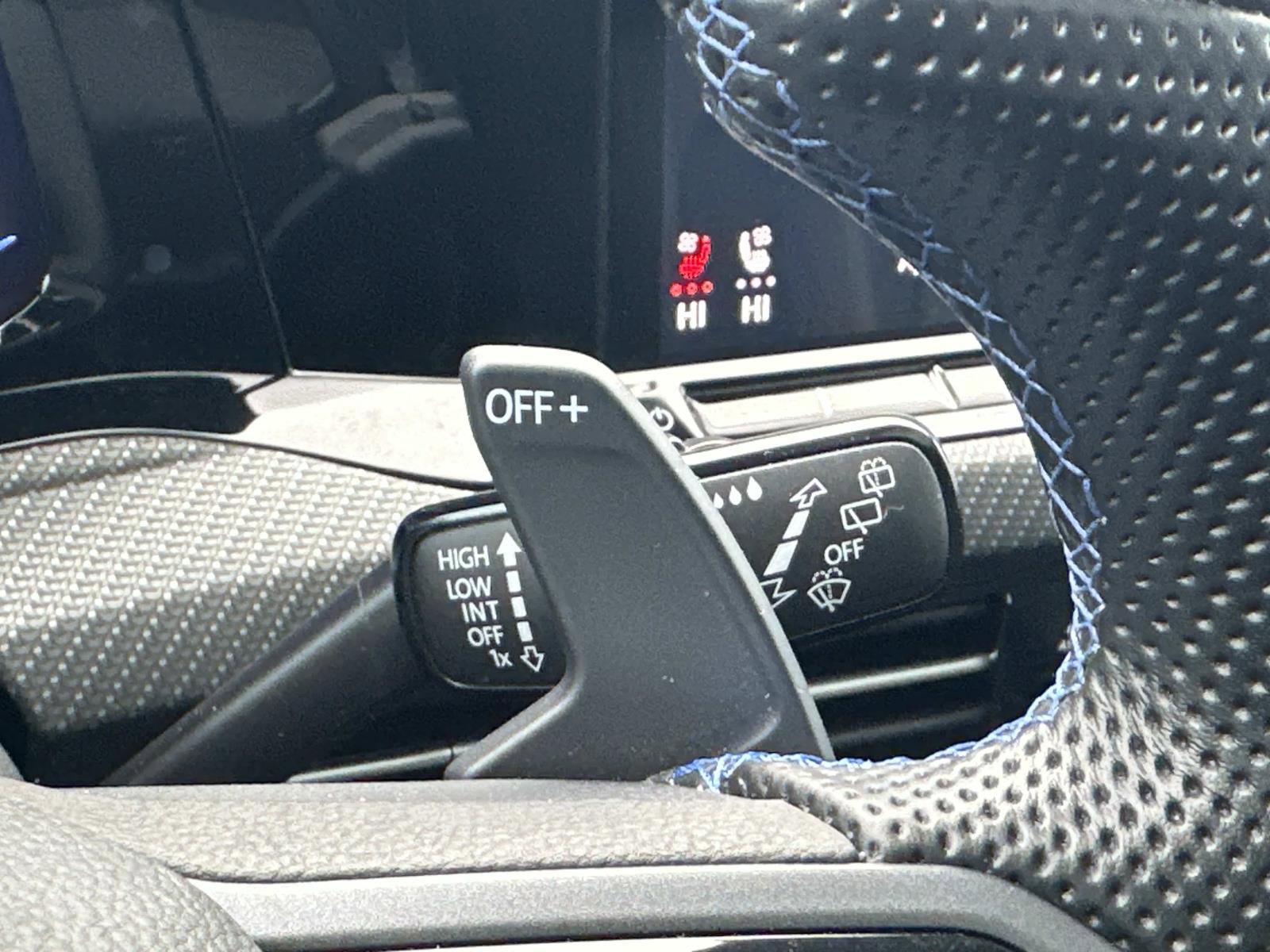 Used 2023 Volkswagen Golf R 2.0T DSG AWD image 24