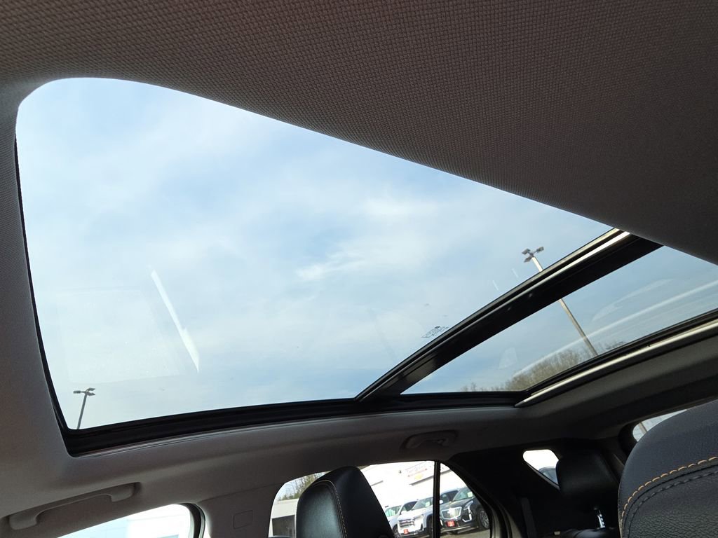 Used 2024 Chevrolet Equinox Premier image 26