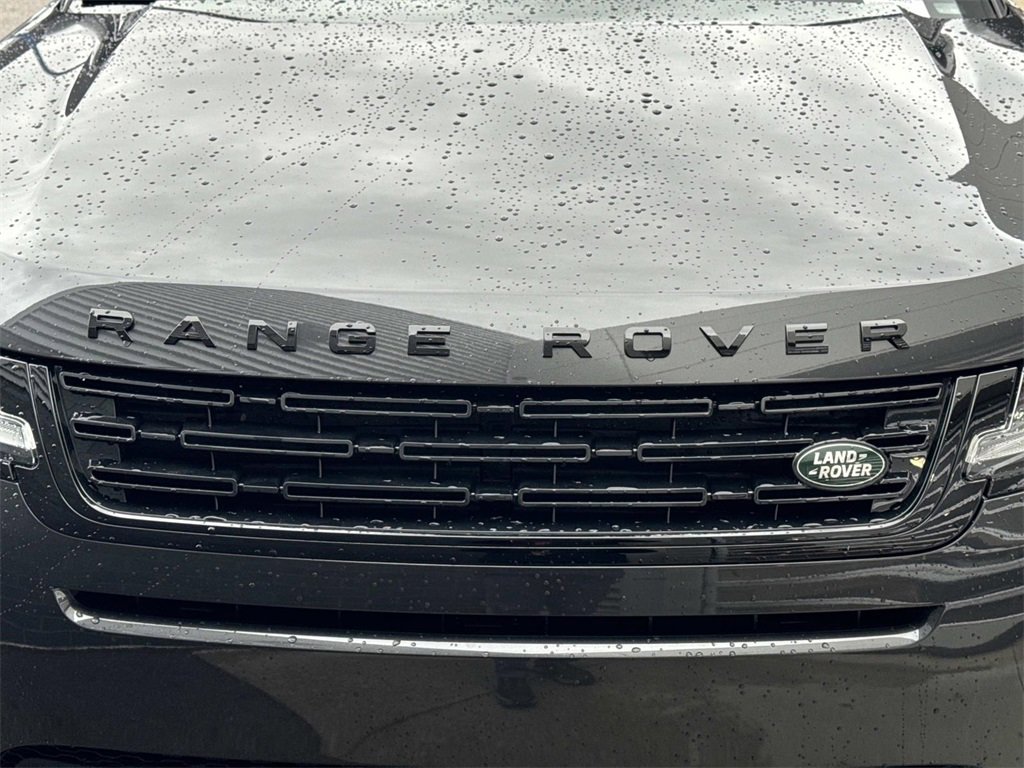 New 2026 Land Rover Range Rover Evoque S image 9