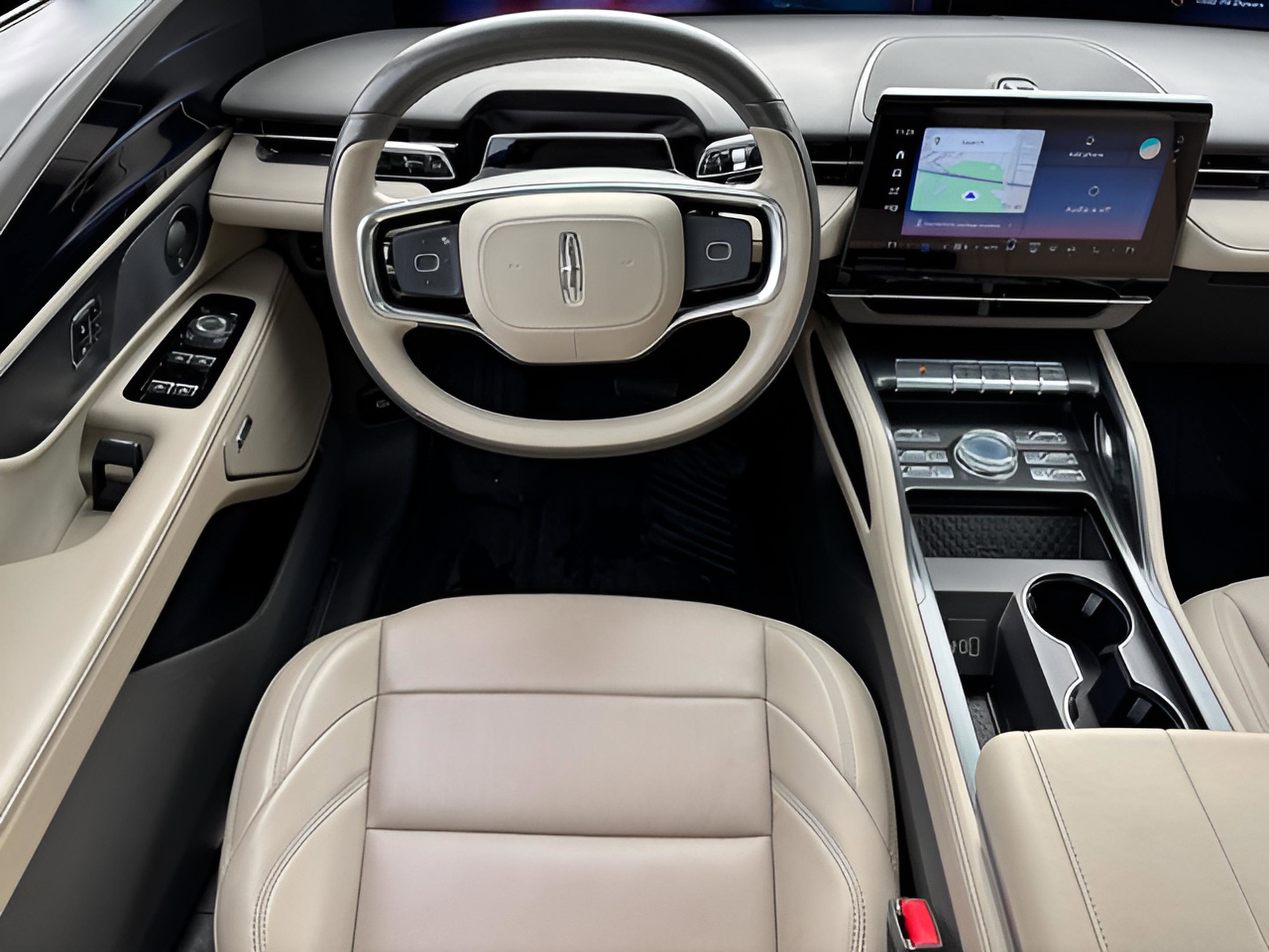 Used 2024 Lincoln Nautilus Premier w/ Equipment Group 102A image 12