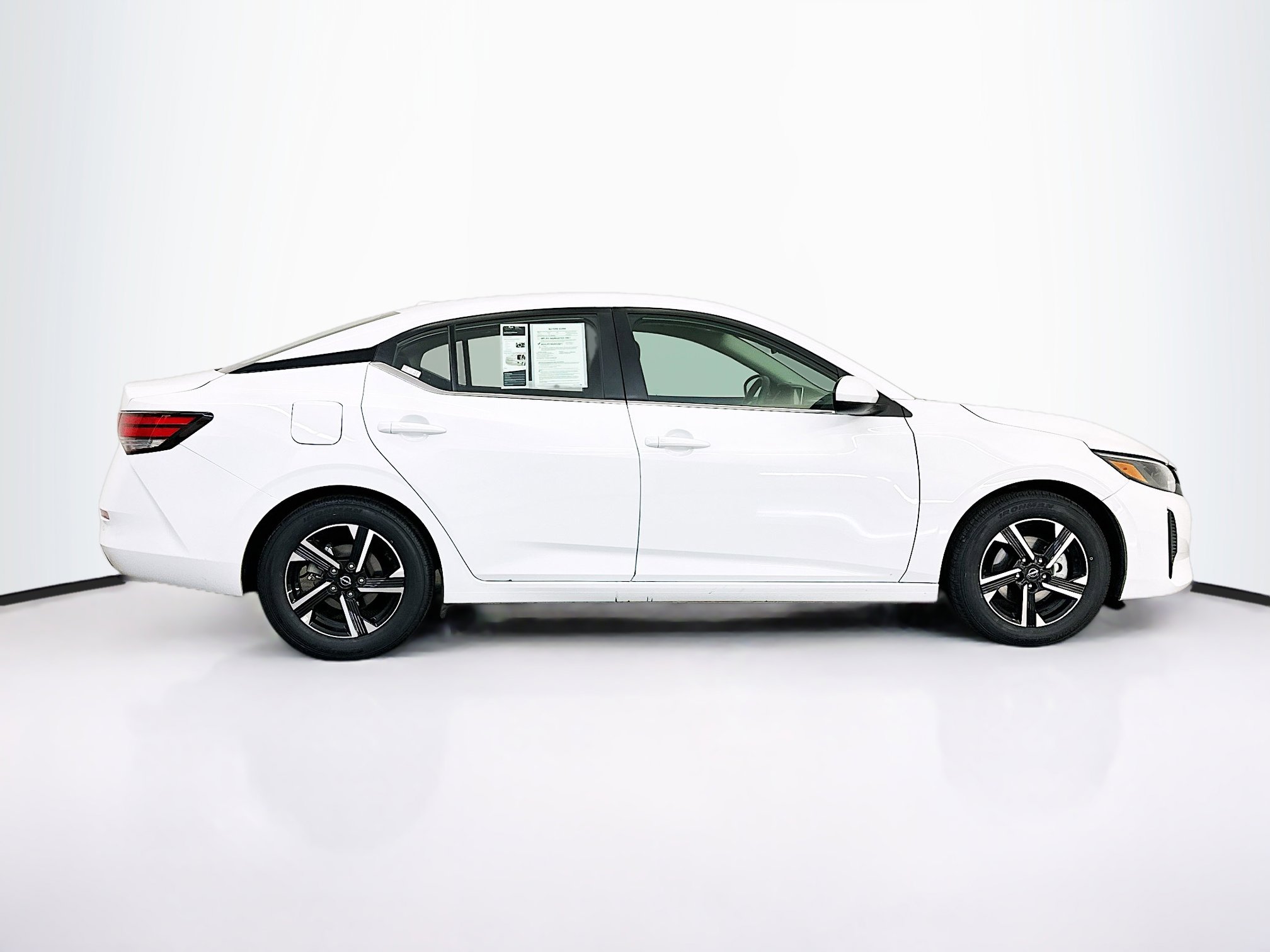 Used 2025 Nissan Sentra SV image 10