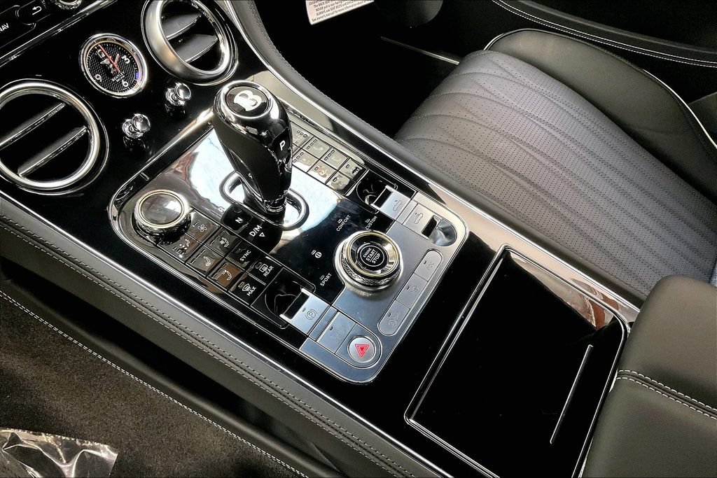 Used 2024 Bentley Continental GT Azure AWD/4WD image 12