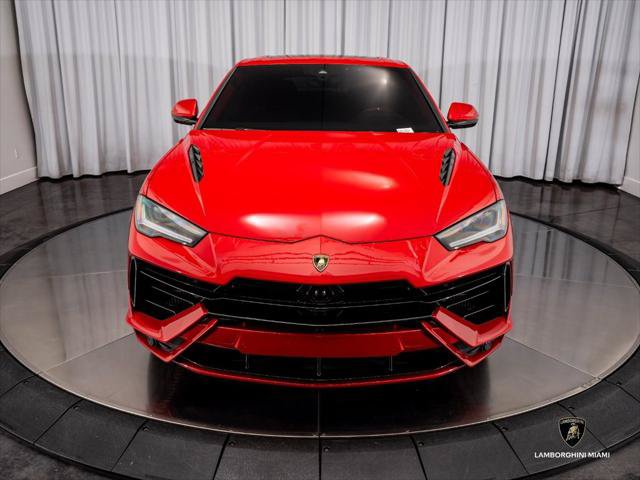 Used 2024 Lamborghini Urus S AWD/4WD image 3