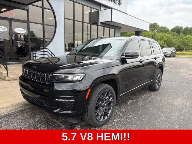 Used 2023 Jeep Grand Cherokee L Summit w/ Advanced Protech Group IV AWD/4WD image 2
