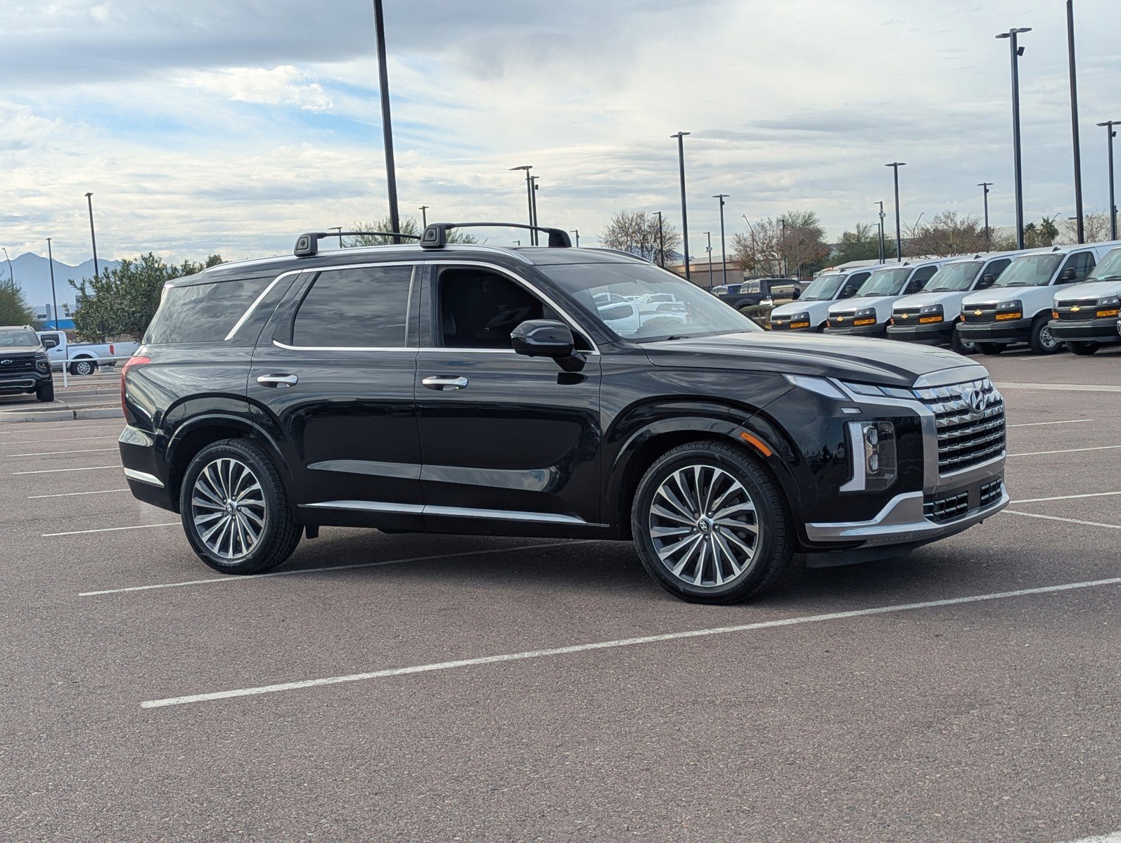 Used 2023 Hyundai Palisade Calligraphy image 7