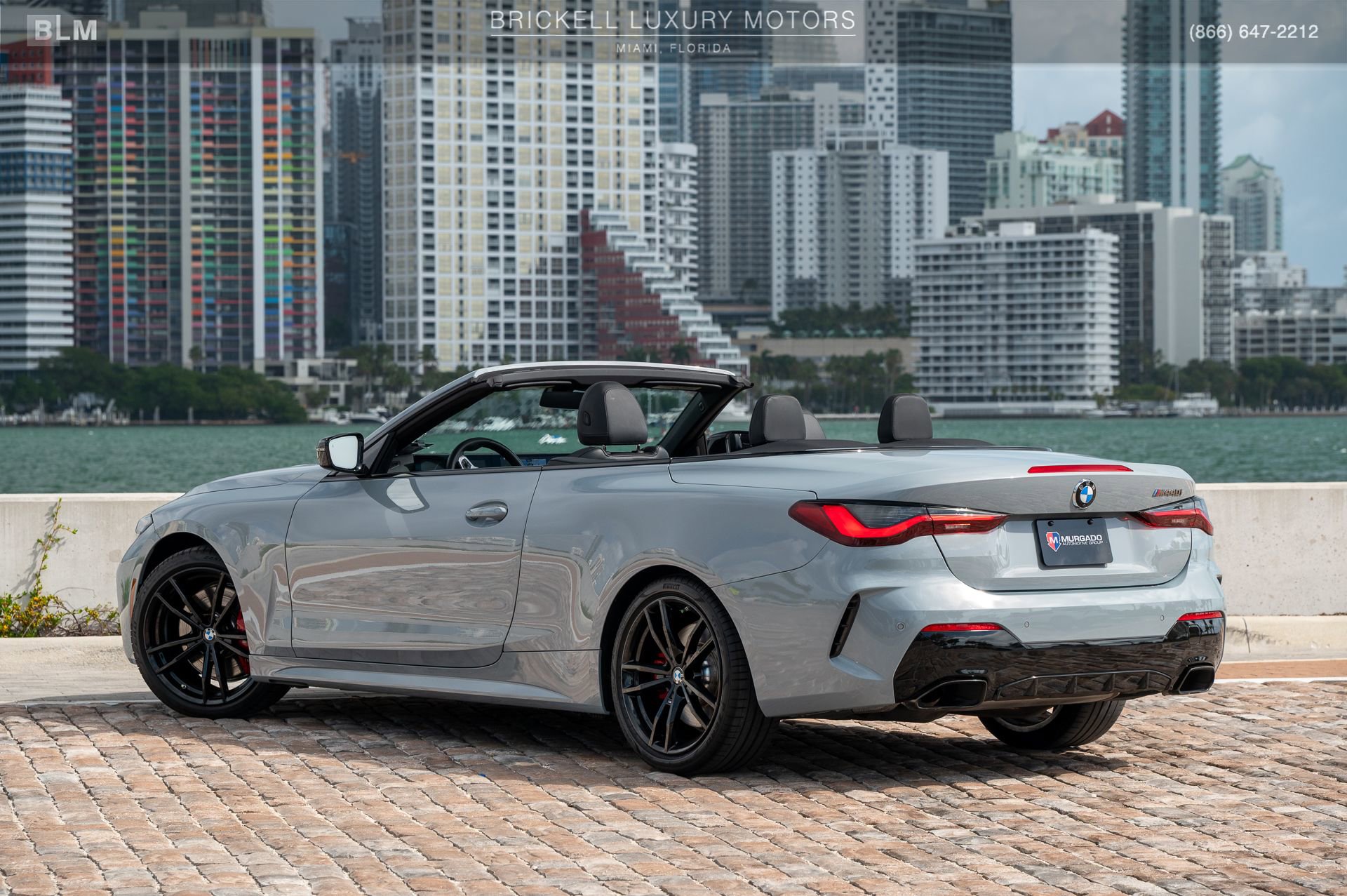 Used 2024 BMW M440i Convertible w/ Shadowloine Package image 10