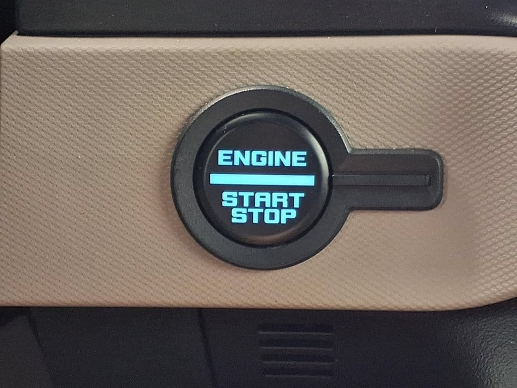 Used 2023 Ford Bronco Wildtrak AWD/4WD image 14