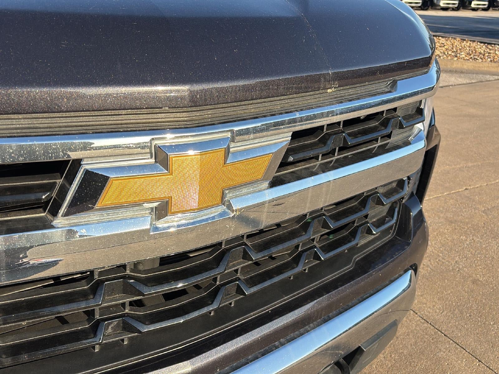 Used 2023 Chevrolet Silverado 1500 LT AWD/4WD image 29