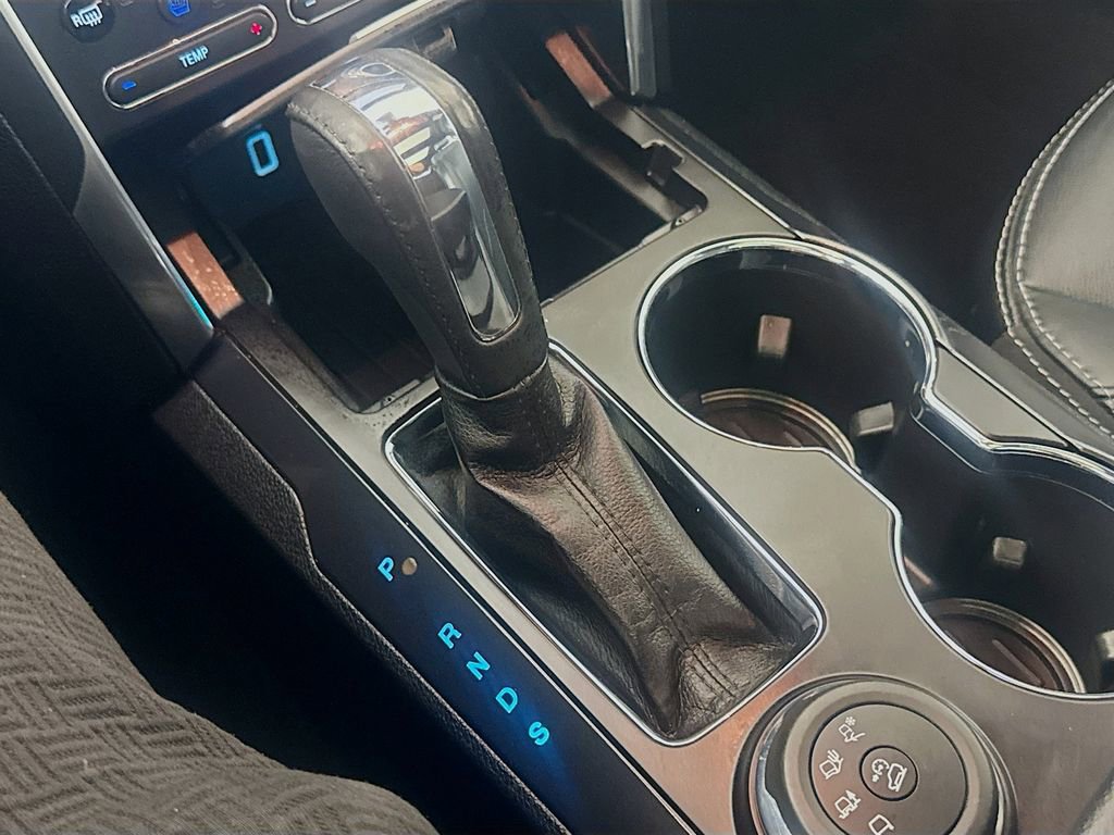 Used 2017 Ford Explorer Limited w/ Equipment Group 301A image 21