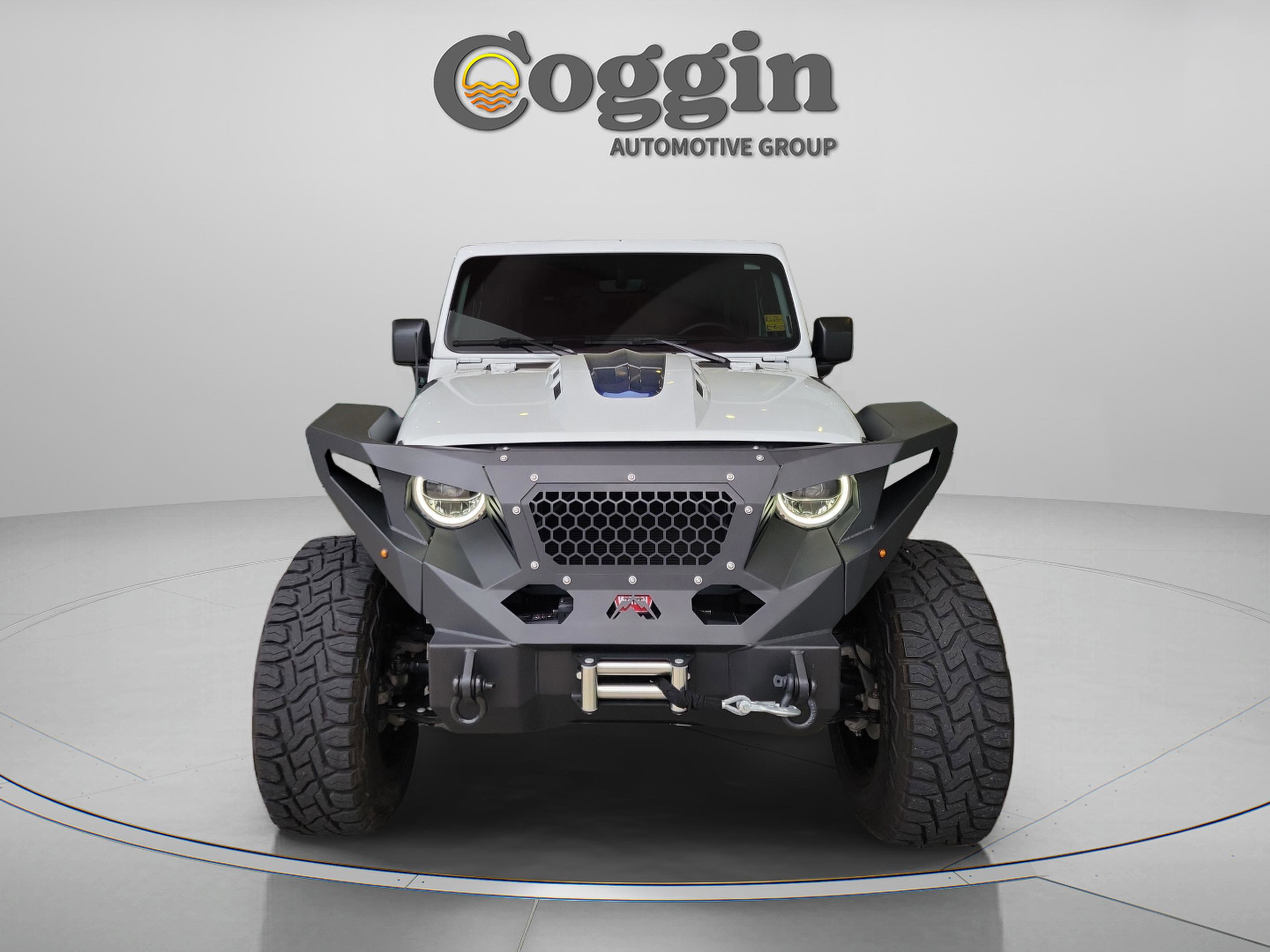Used 2018 Jeep Wrangler Unlimited Sahara image 5