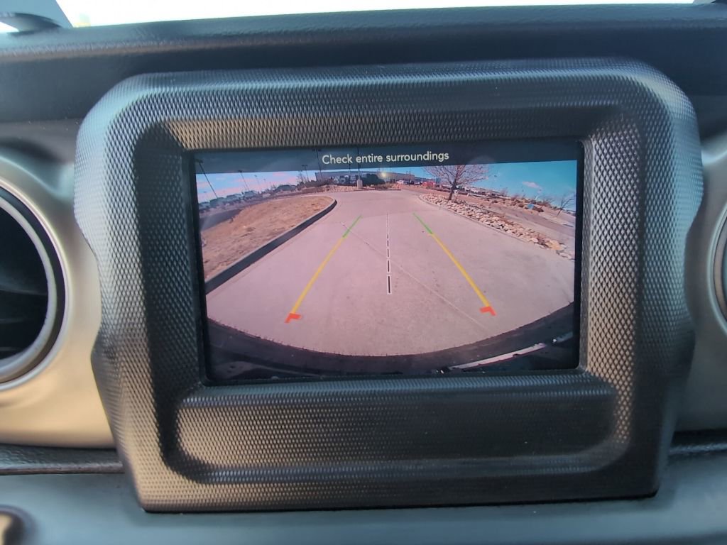 Used 2022 Jeep Wrangler Unlimited Sport image 26