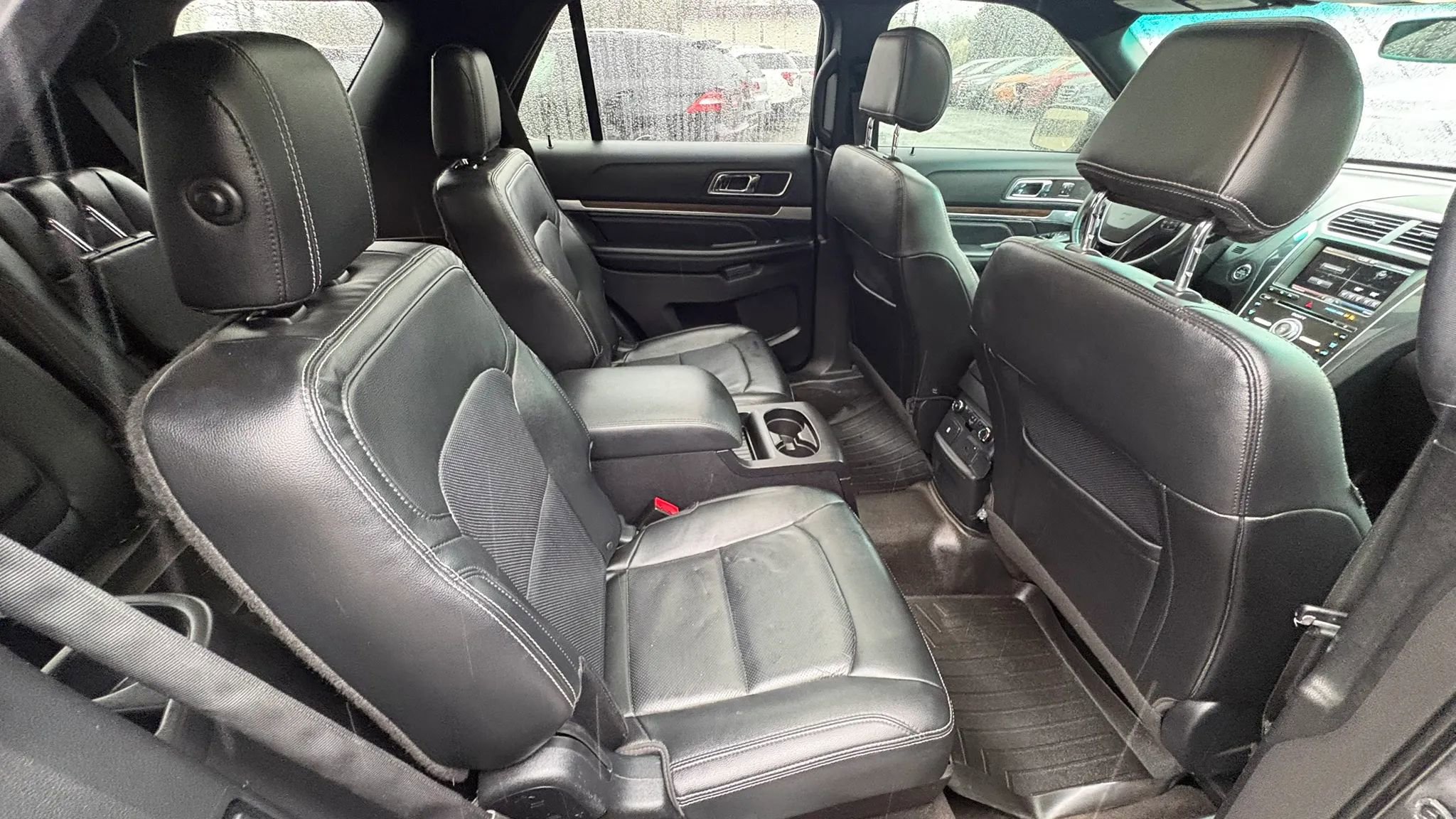 Used 2016 Ford Explorer Limited w/ Equipment Group 301A AWD/4WD image 29