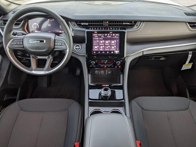 New 2026 Jeep Grand Cherokee Laredo X RWD image 9