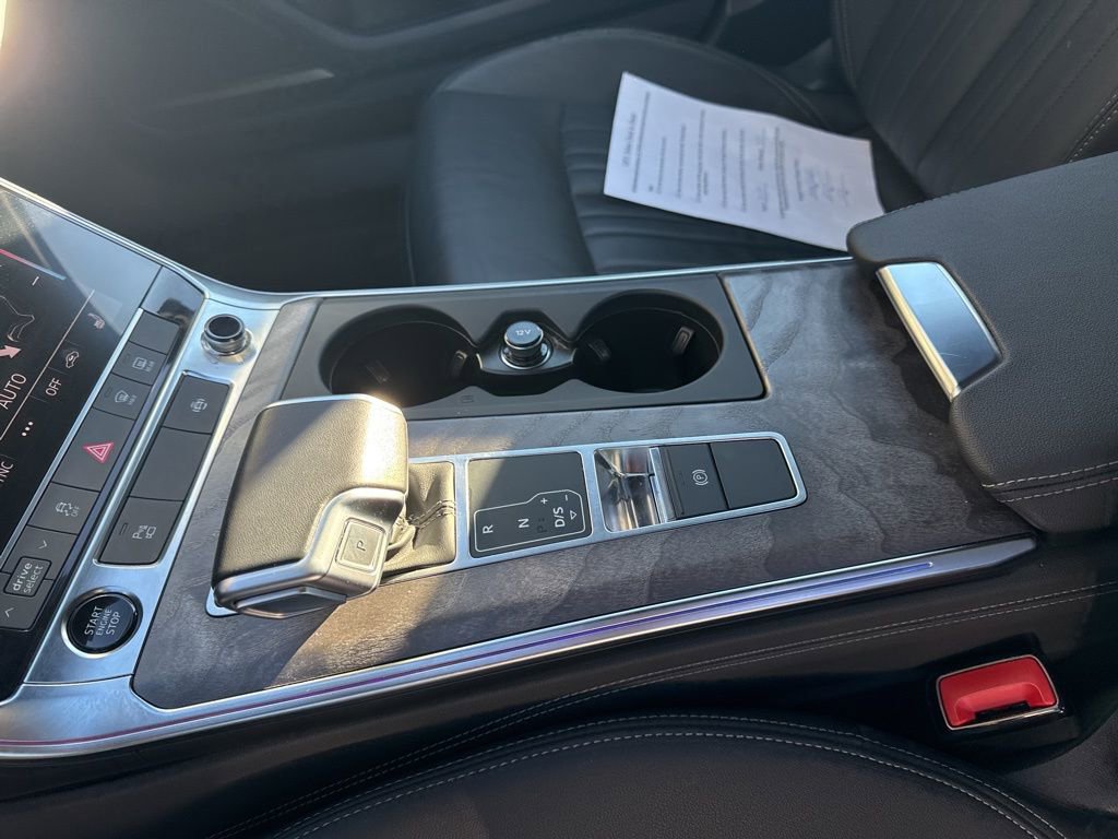 Used 2024 Audi A6 Premium Plus image 16