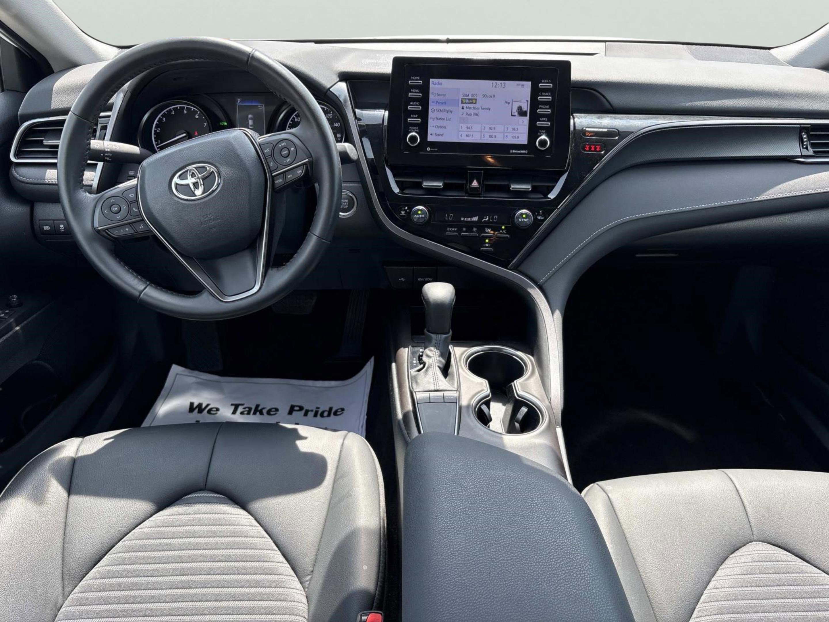 Used 2024 Toyota Camry SE w/ Convenience Package FWD image 11