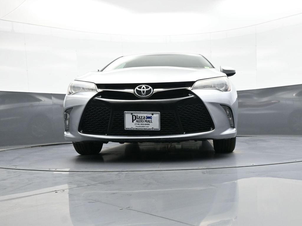 Used 2017 Toyota Camry SE w/ Protection Package (Q2) FWD image 25