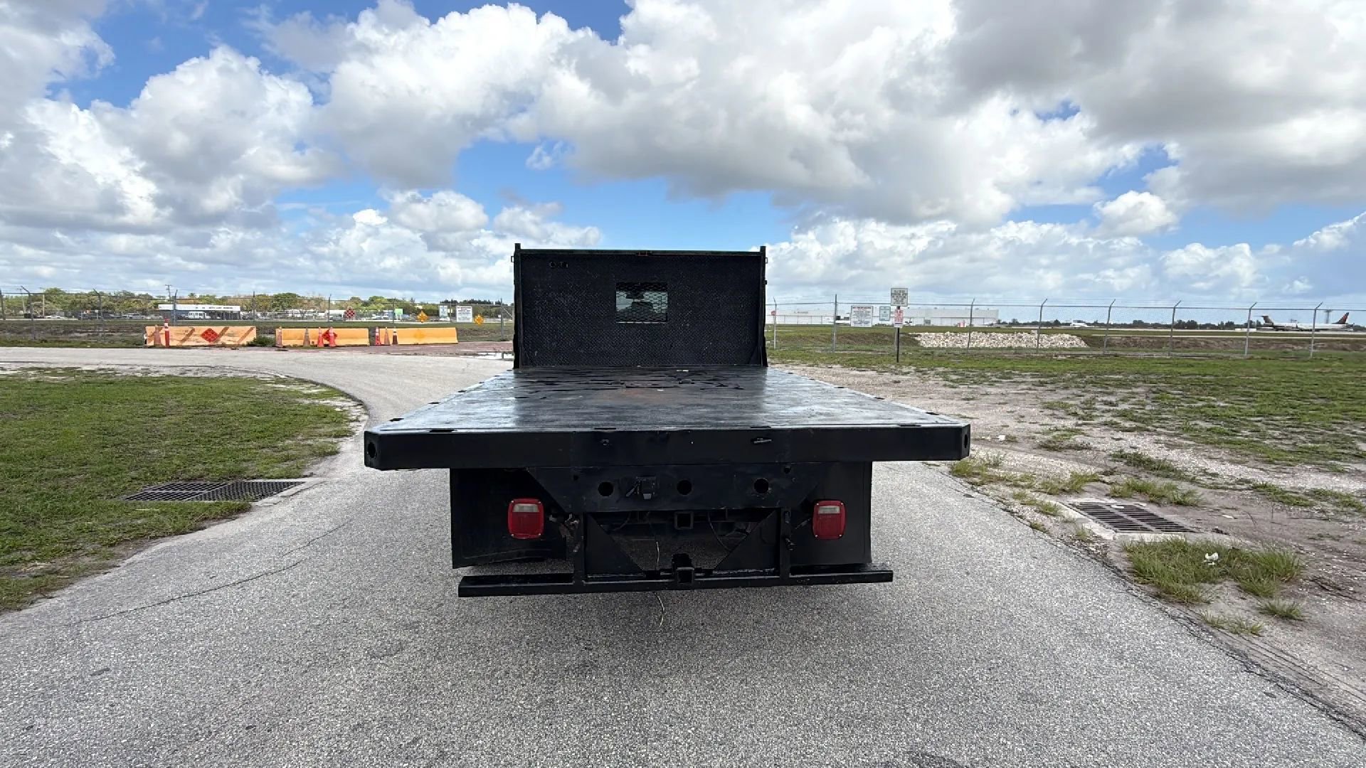 Used 2018 RAM 4500 Tradesman w/ Chrome Appearance Group image 4