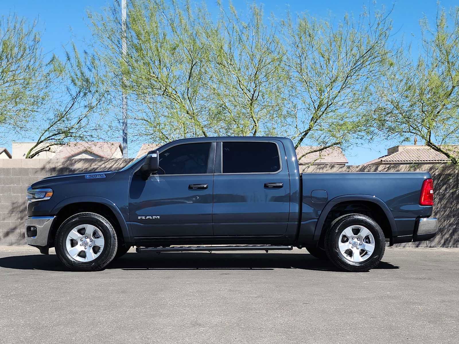 Used 2025 RAM 1500 Big Horn image 6