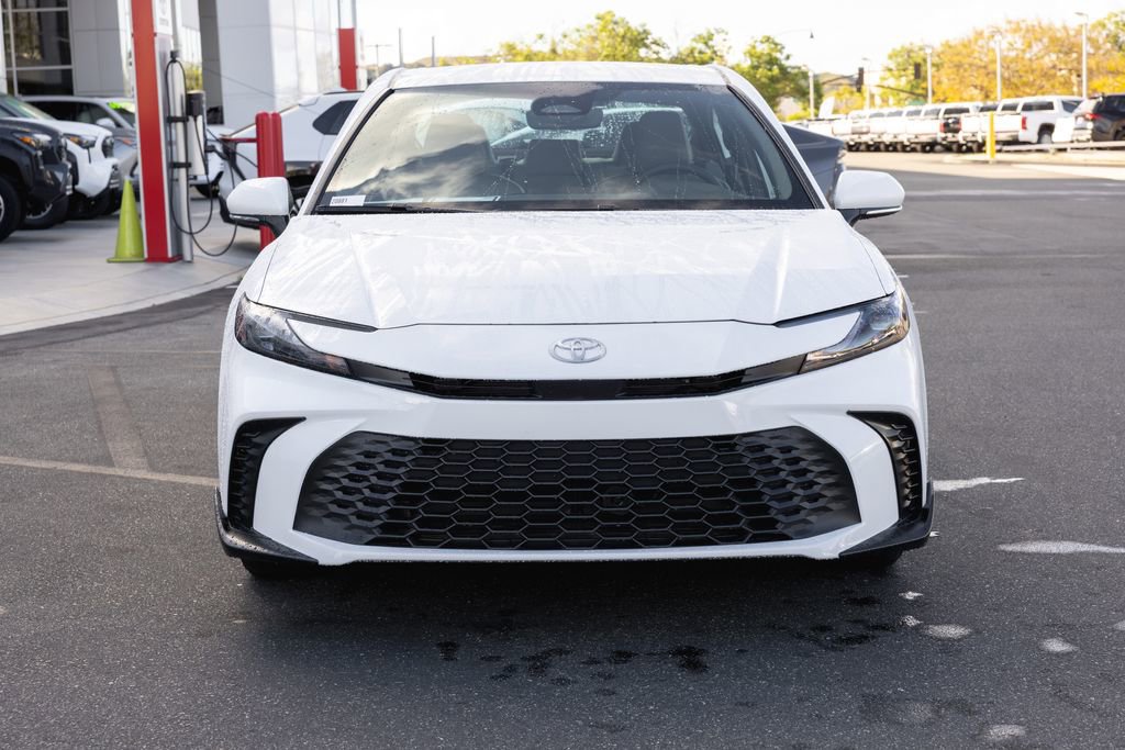 Used 2026 Toyota Camry SE w/ Convenience Package FWD image 2