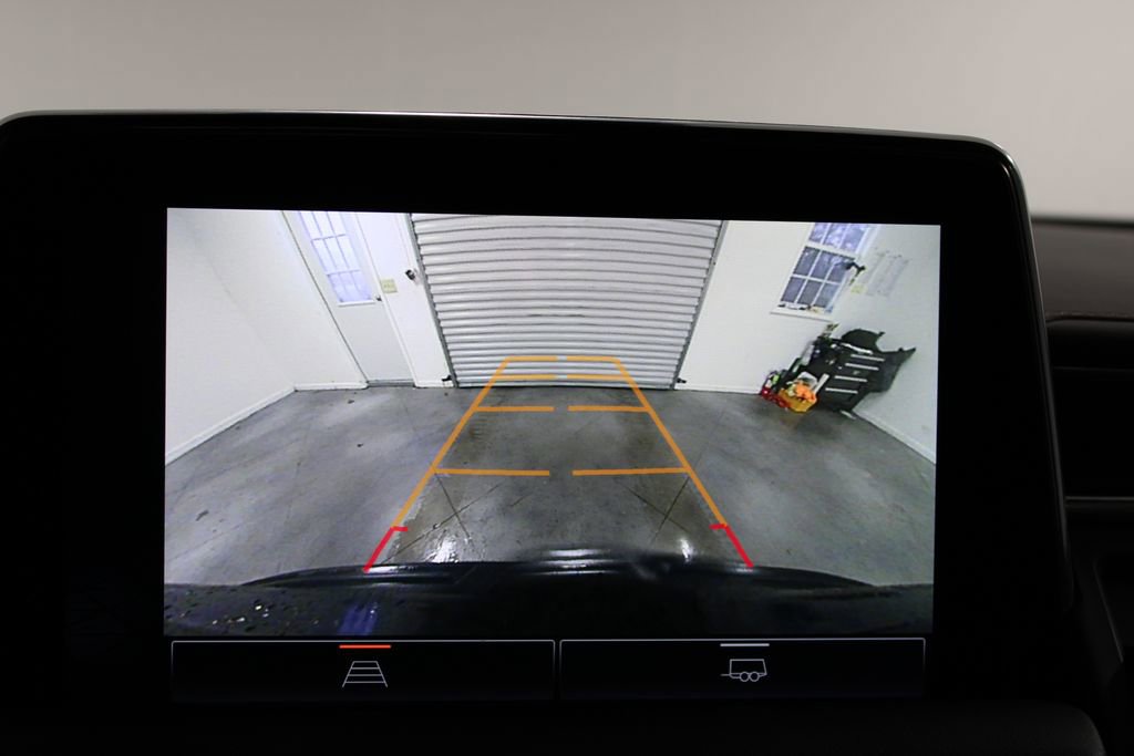 Used 2024 GMC Yukon SLT image 36