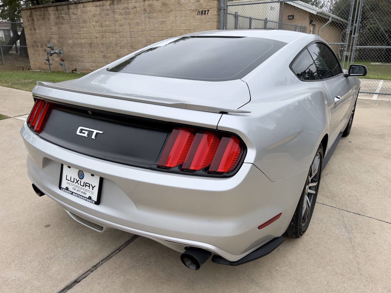 Used 2016 Ford Mustang GT image 11