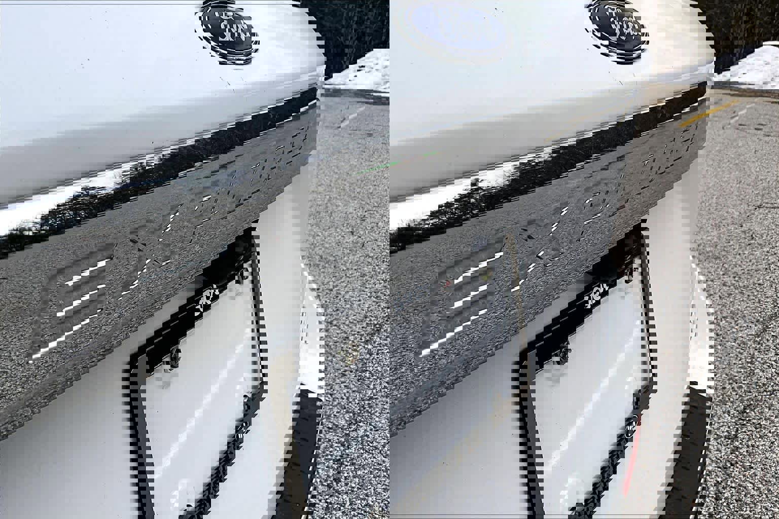 Used 2022 Ford Explorer XLT w/ Equipment Group 202A image 10