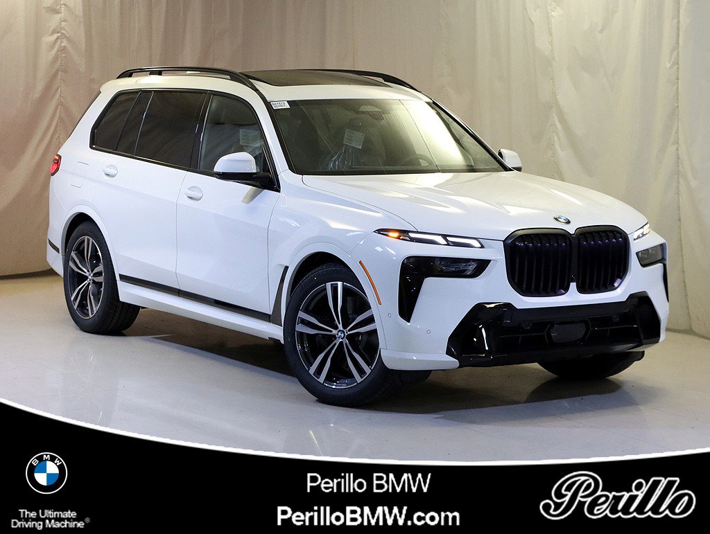 Used 2026 BMW X7 xDrive40i w/ M Sport Package image 1