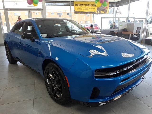 New 2026 Dodge Charger R/T w/ Blacktop Package AWD/4WD image 3