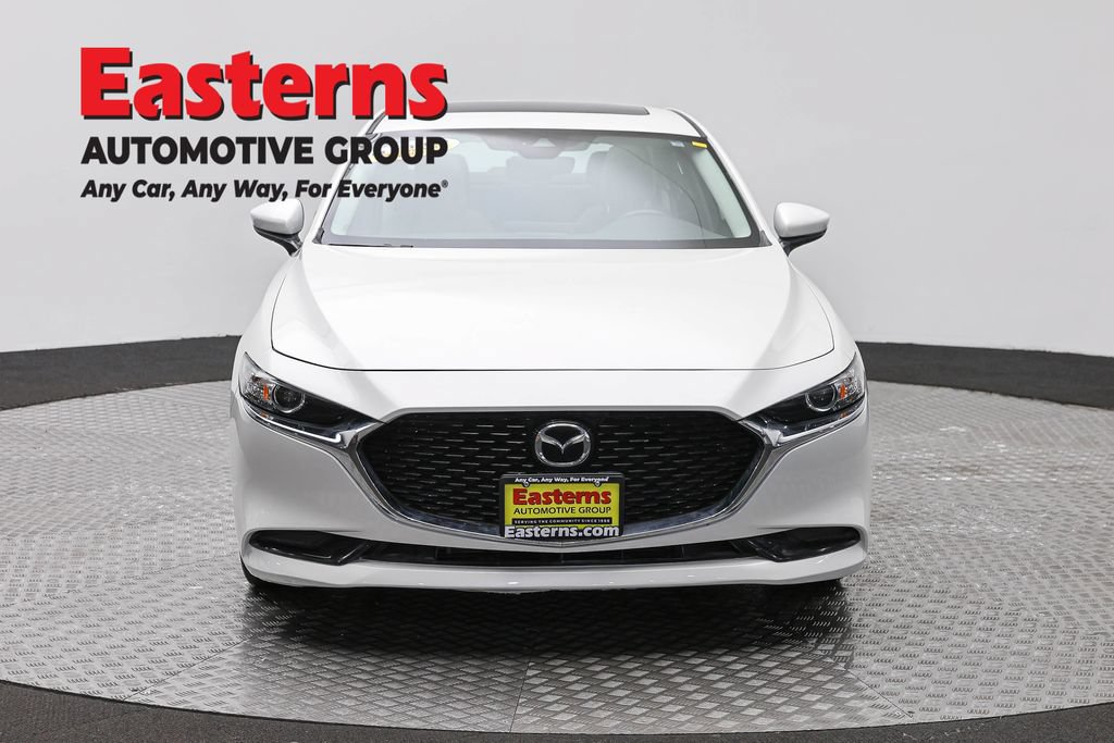 Used 2023 MAZDA MAZDA3 s FWD image 2