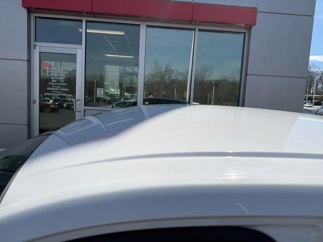 Used 2025 Chevrolet Trax LS w/ LS Convenience Package image 11