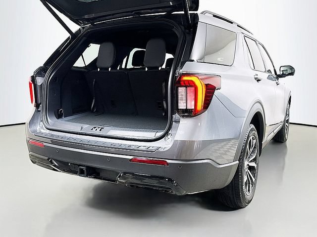 New 2026 Ford Explorer ST-Line AWD/4WD image 23
