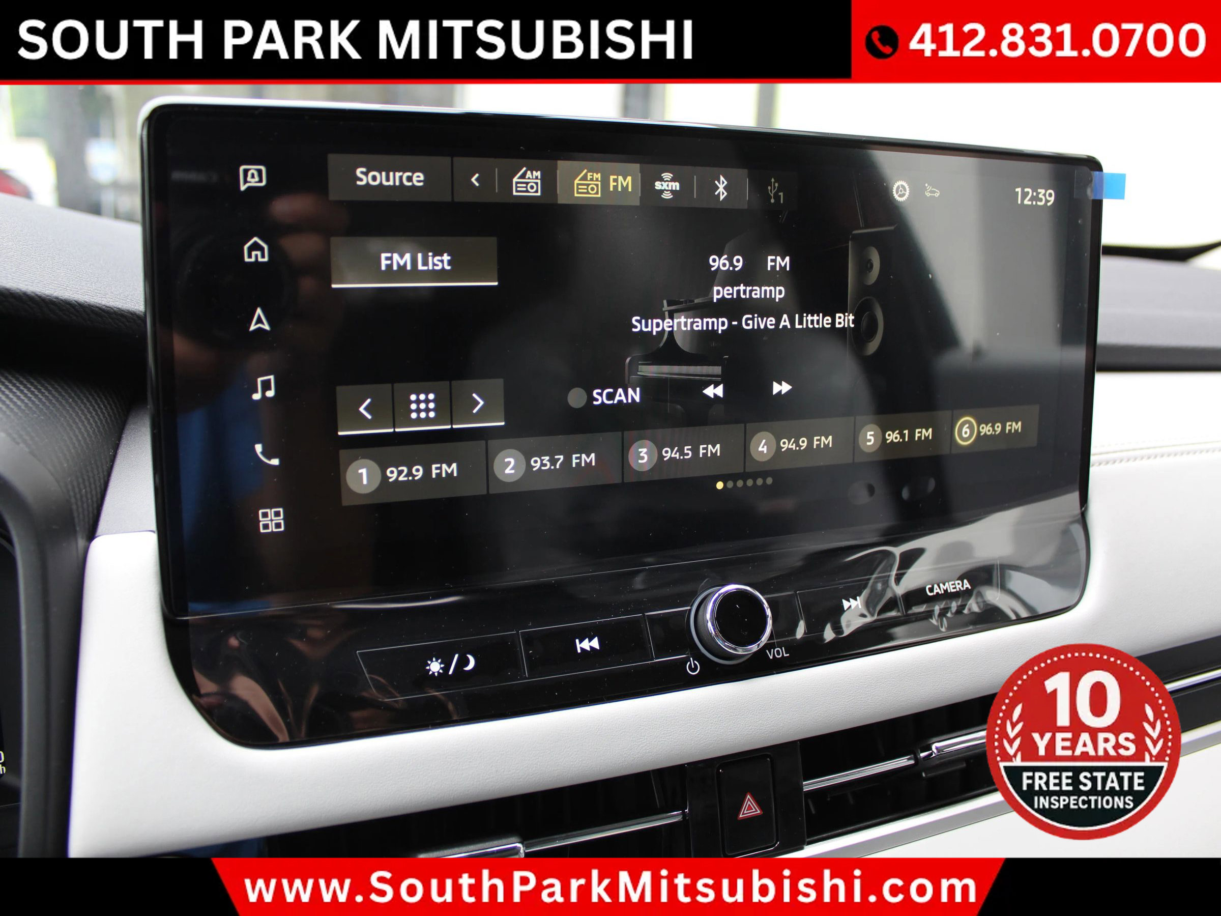 New 2025 Mitsubishi Outlander SE image 17