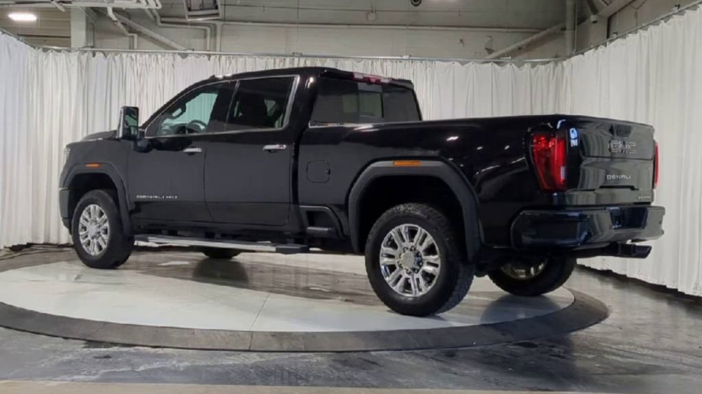 Used 2021 GMC Sierra 2500 Denali w/ Denali Ultimate Package AWD/4WD image 8