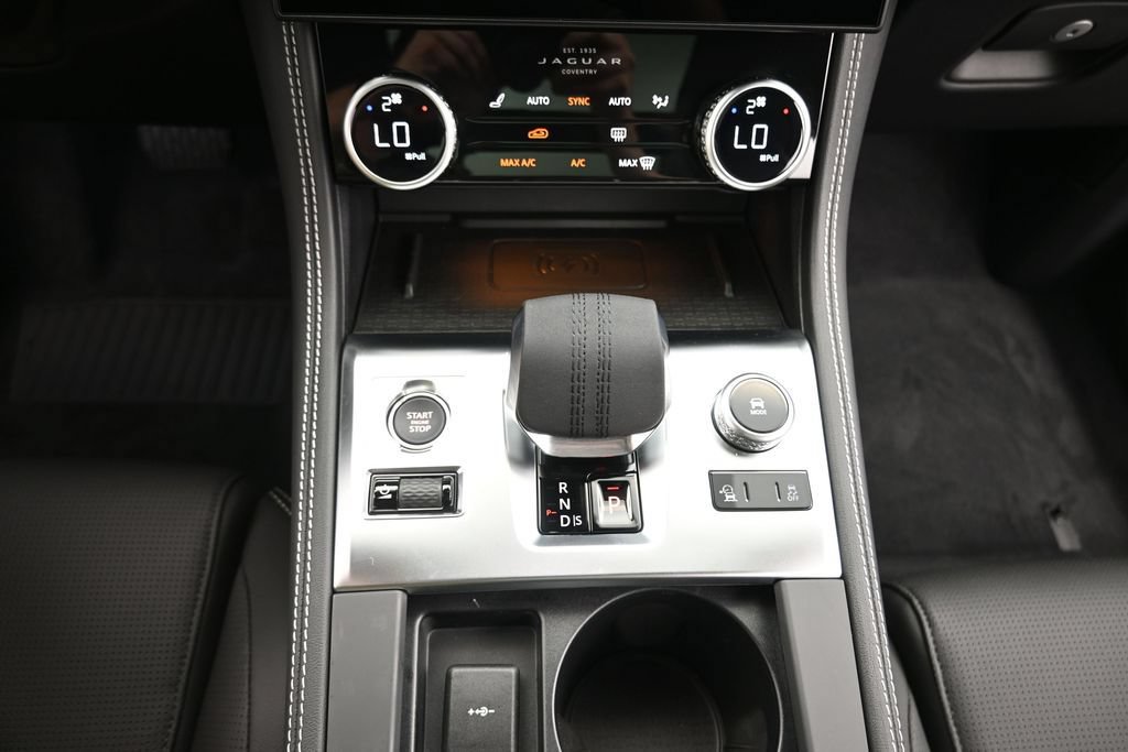 New 2026 Jaguar F-PACE R-Dynamic S AWD/4WD image 27