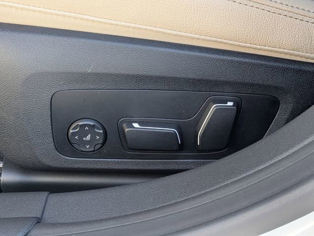 Used 2025 BMW i4 eDrive40 w/ Premium Package image 19