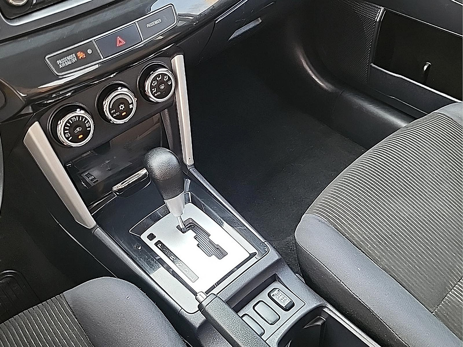 Used 2016 Mitsubishi Lancer ES AWD/4WD image 23