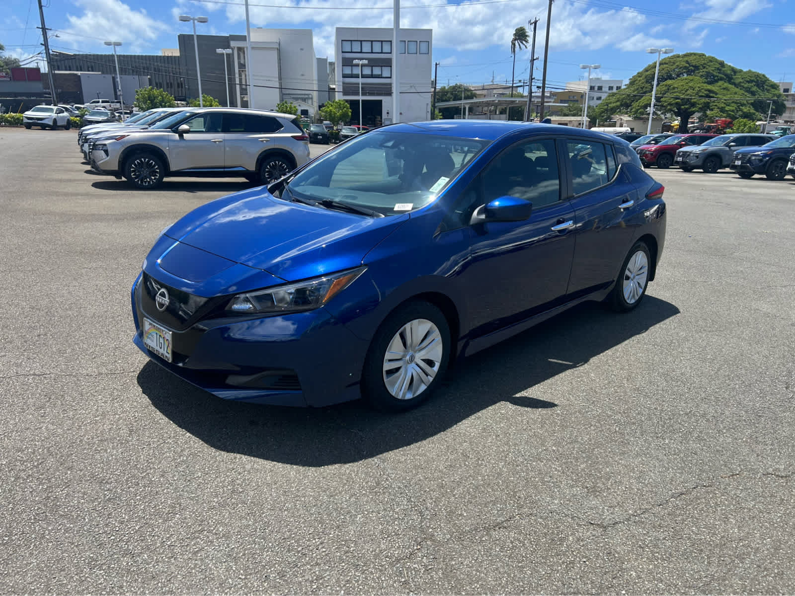 Used 2023 Nissan Leaf S FWD image 2