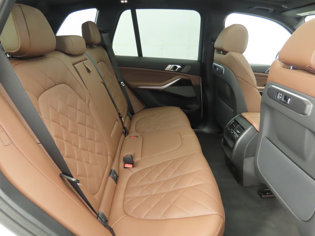 Certified 2026 BMW X5 sDrive40i w/ Premium Package RWD image 24