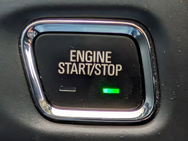 Used 2021 GMC Acadia AT4 image 26