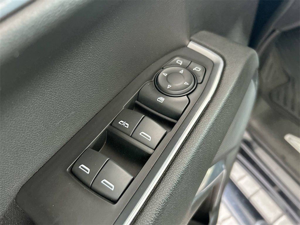 Used 2023 Chevrolet Silverado 1500 LT image 11