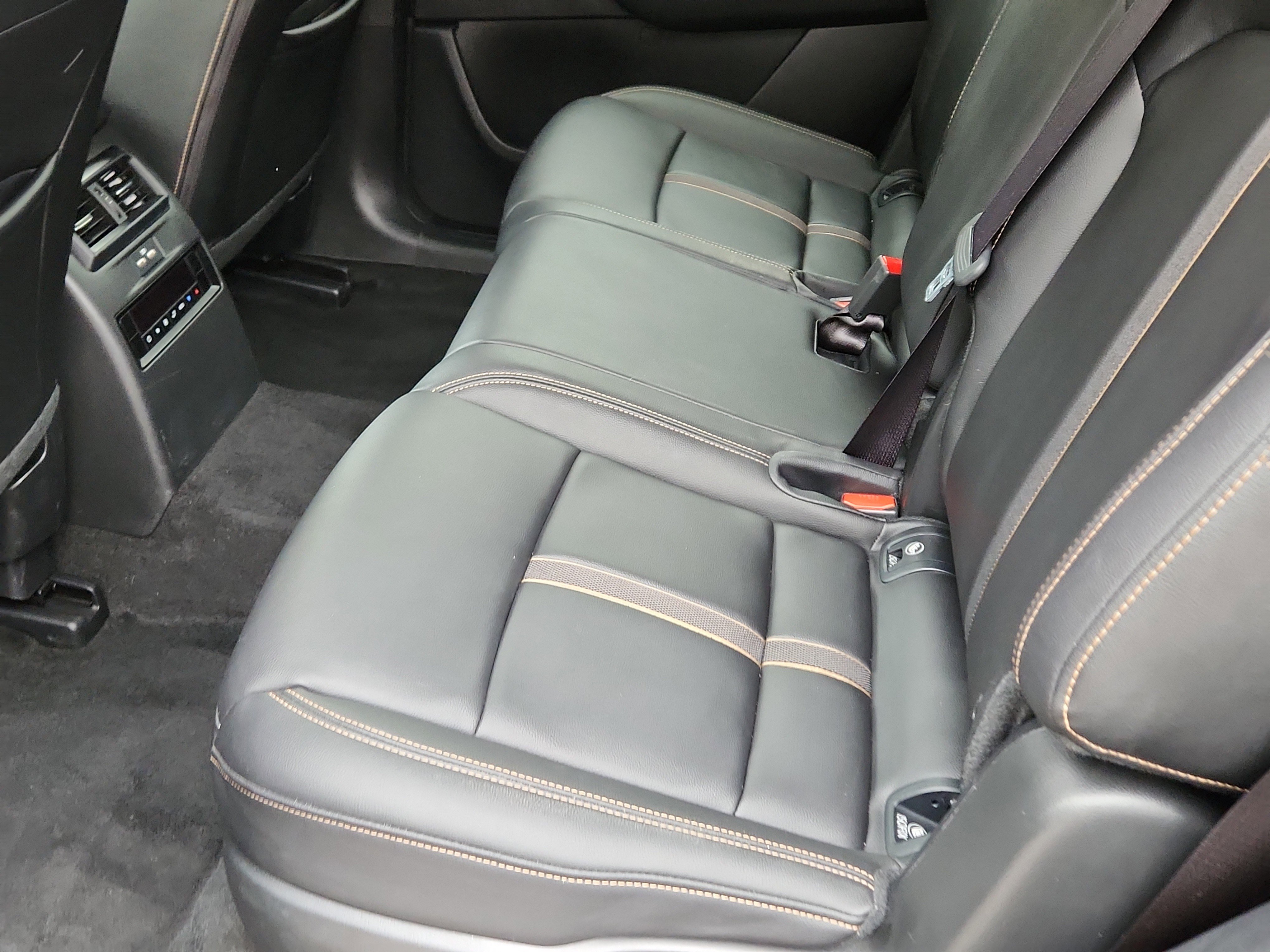 Used 2025 MAZDA CX-90 3.3 Turbo w/ Select Package image 9