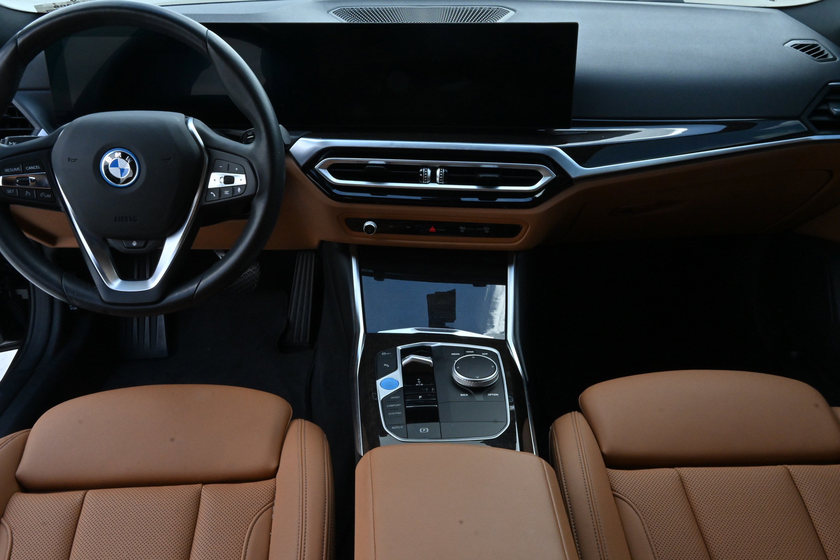 Certified 2023 BMW i4 eDrive40 w/ Premium Package RWD image 17