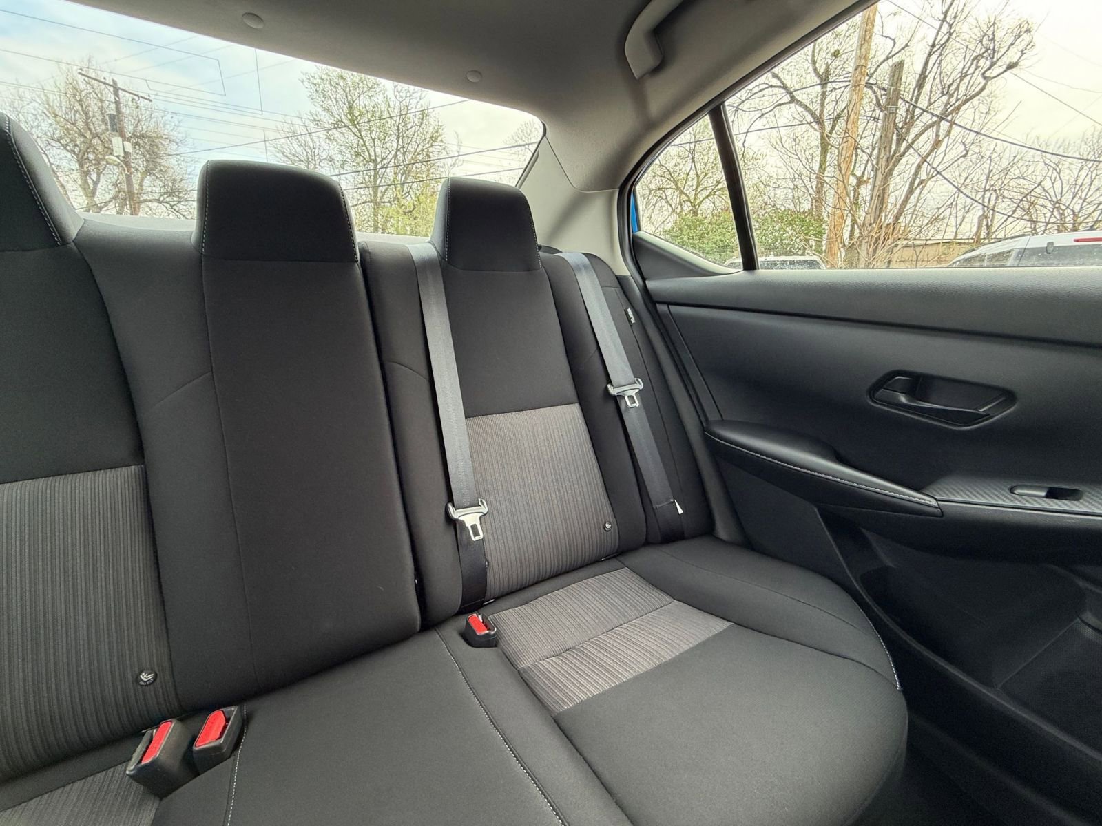 Used 2025 Nissan Sentra SV image 34