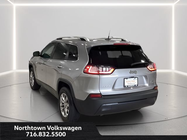 Used 2019 Jeep Cherokee Latitude Plus w/ Comfort/Convenience Group AWD/4WD image 3