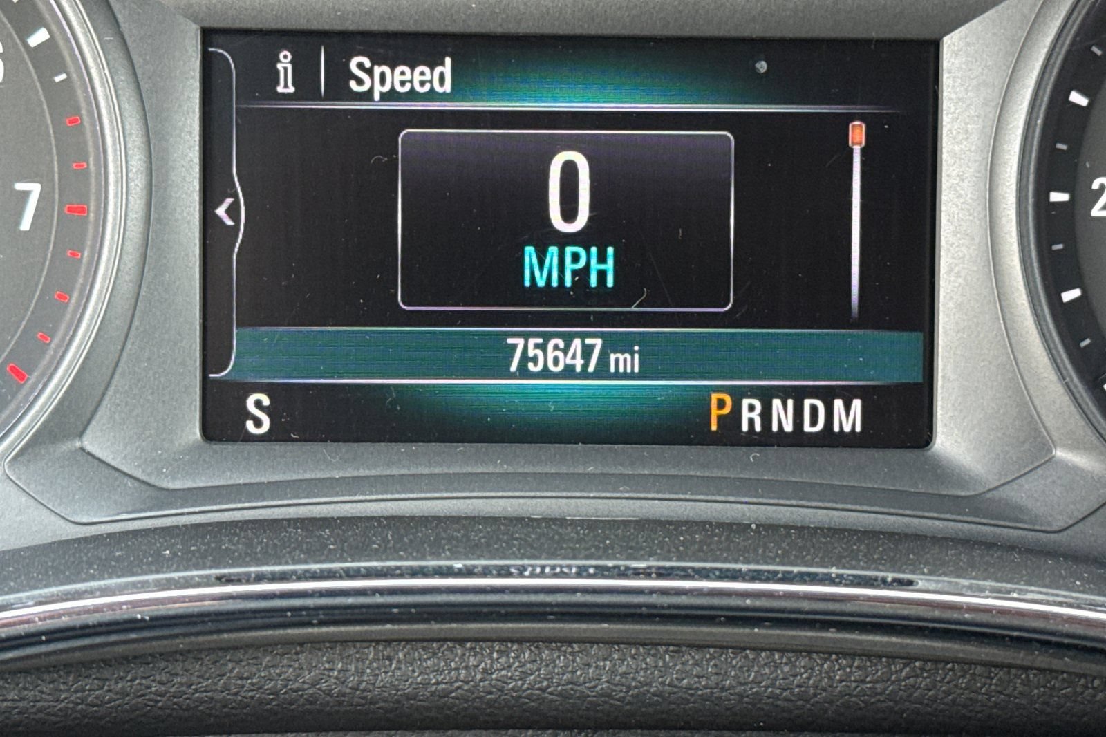 Used 2018 Buick Encore Essence FWD image 39