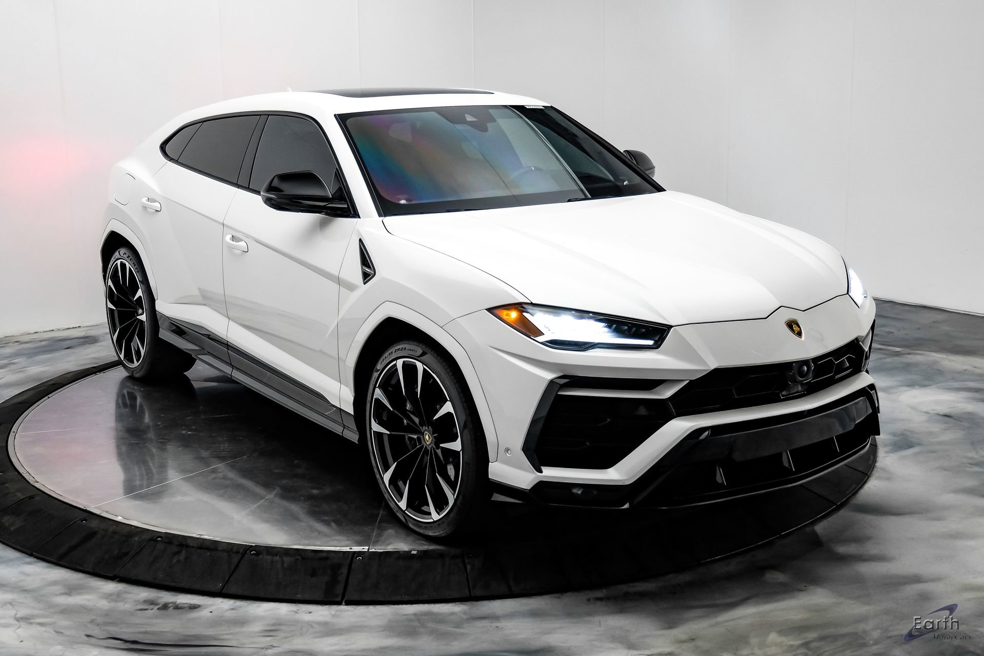 Used 2022 Lamborghini Urus image 24