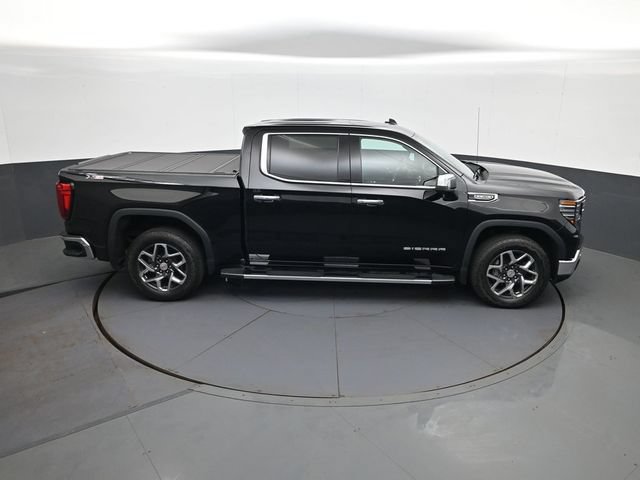 Used 2024 GMC Sierra 1500 SLT w/ SLT Premium Plus Package AWD/4WD image 16