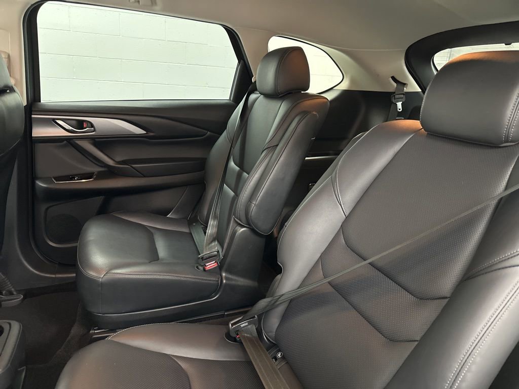Certified 2023 MAZDA CX-9 Touring Plus AWD/4WD image 19