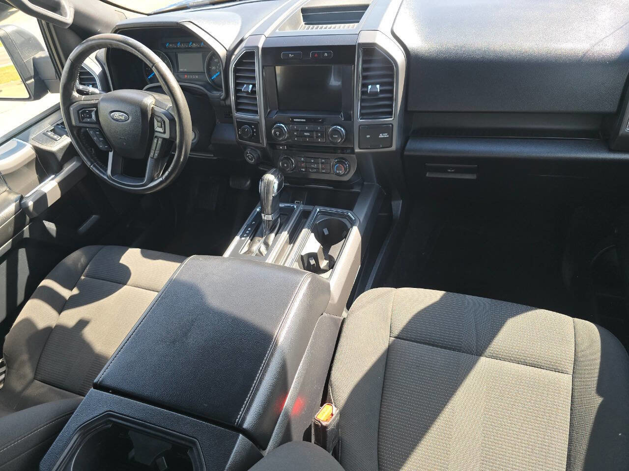 Used 2017 Ford F150 XLT w/ Equipment Group 302A Luxury image 23